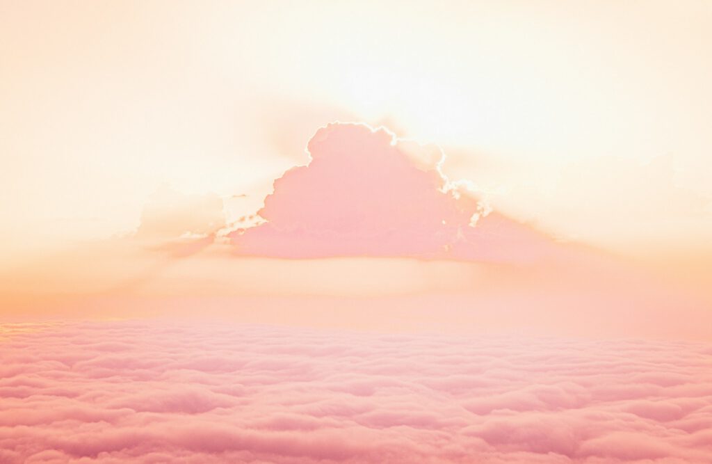 ピンク色の空